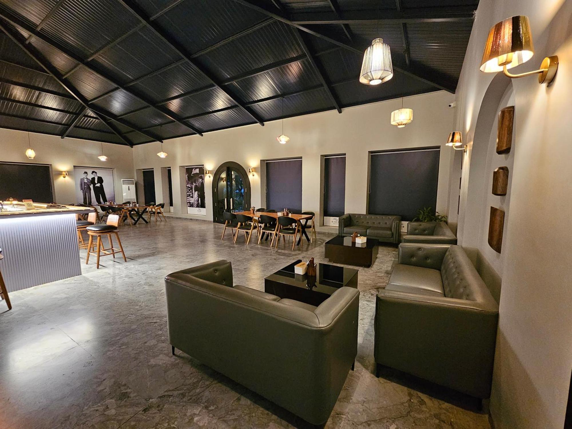 River Estates Luxury Resort & Spa Karjat Dış mekan fotoğraf