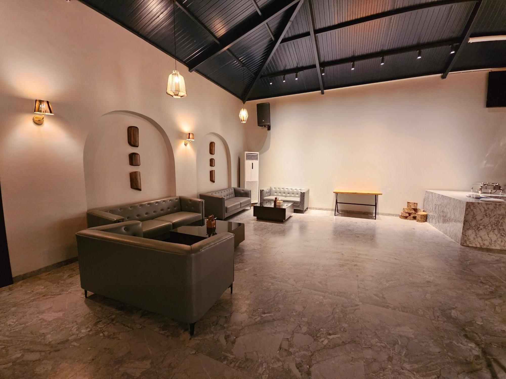 River Estates Luxury Resort & Spa Karjat Dış mekan fotoğraf