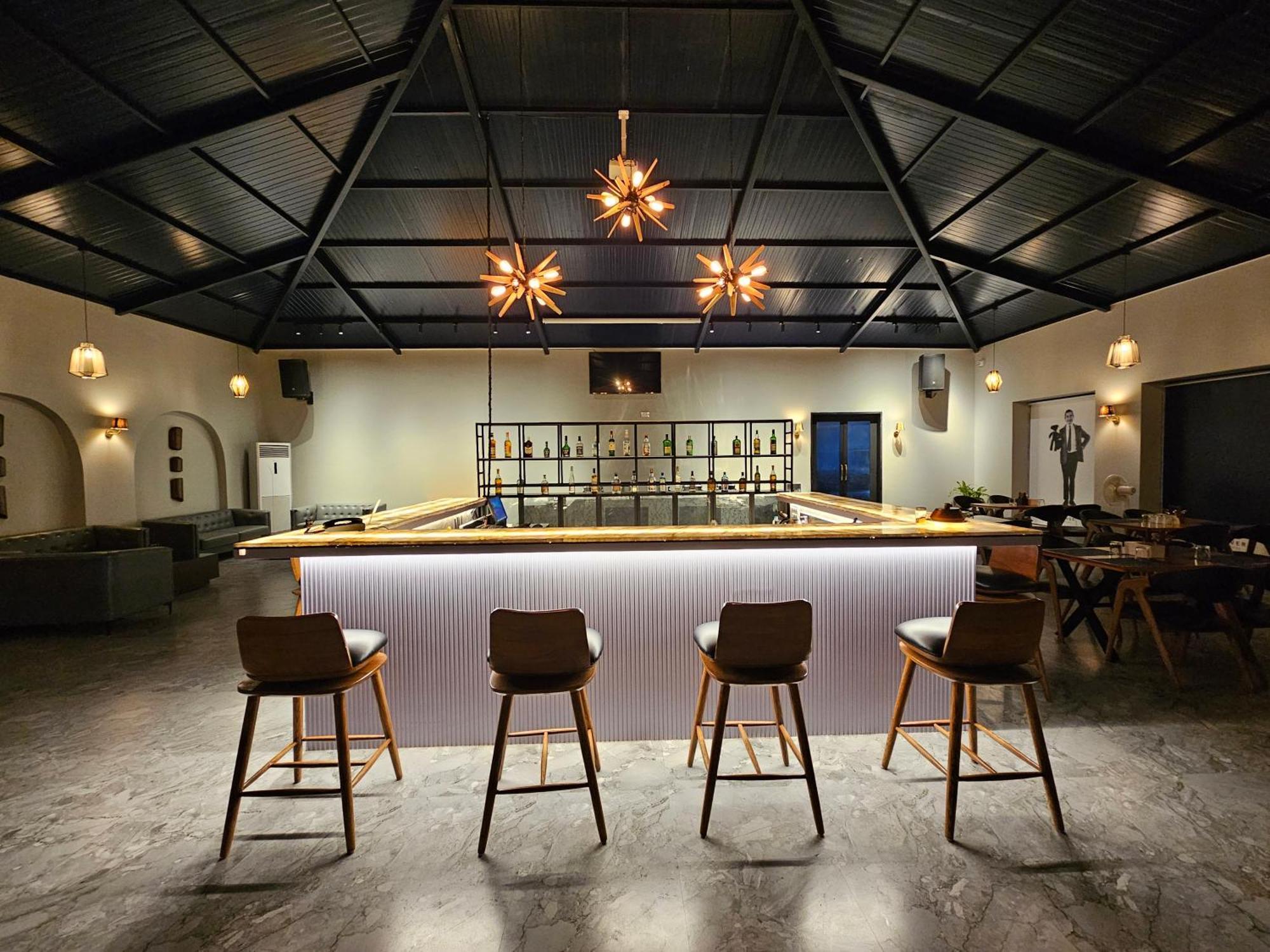 River Estates Luxury Resort & Spa Karjat Dış mekan fotoğraf