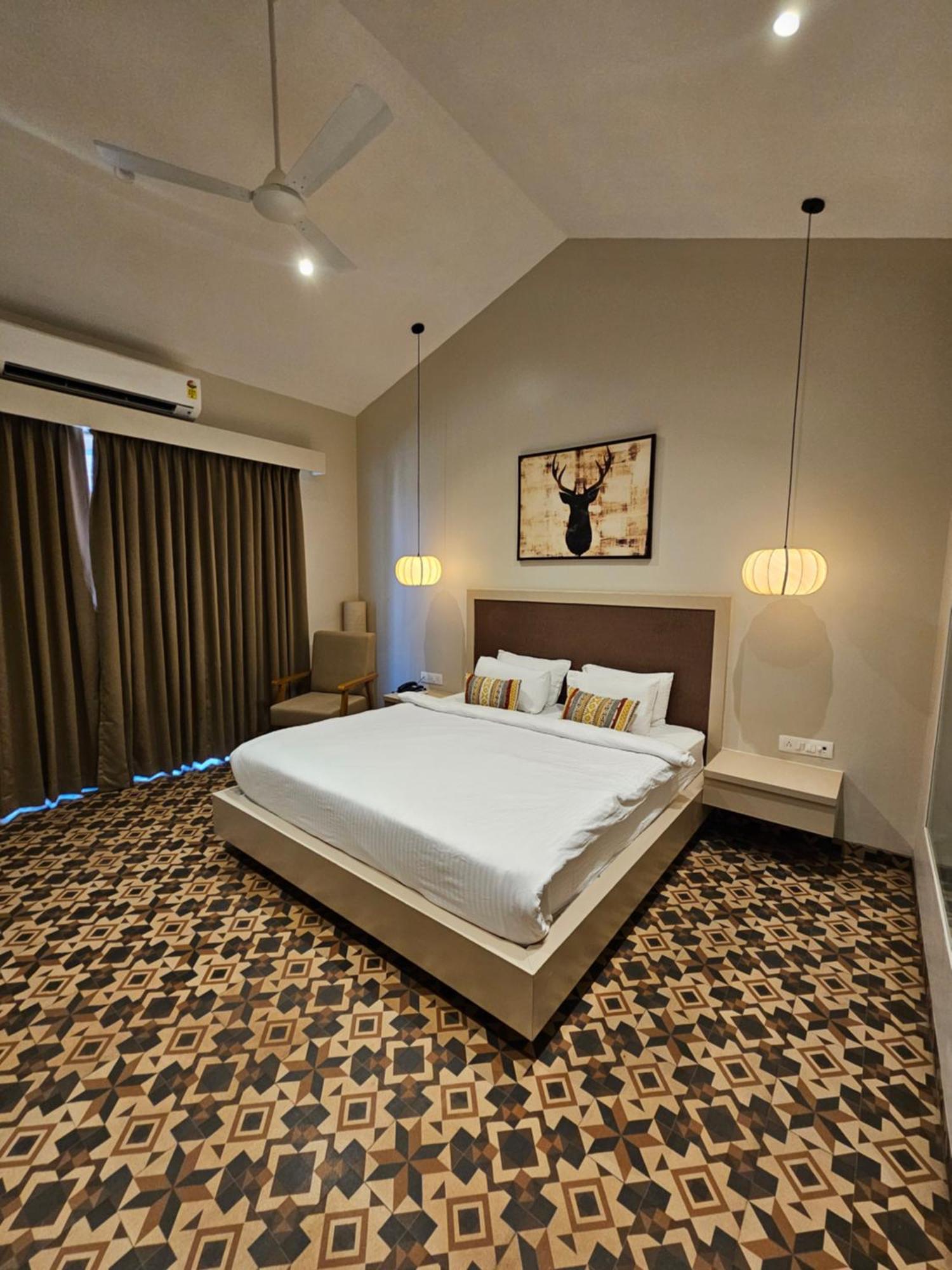 River Estates Luxury Resort & Spa Karjat Dış mekan fotoğraf